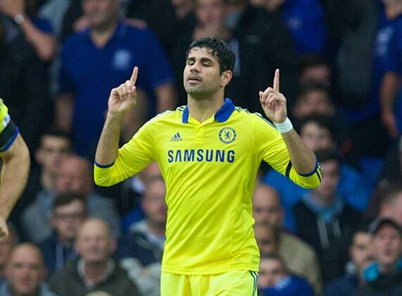 PROPAGANDA20140830 Football - soccer: Barclays Premier League, Everton FC - Chelsea FC, Chelsea s Diego Costa celebrates scoring the first goal against Everton during the Premier League match at Goodison Park. (Hinweis: Verwendung nur in Deutschland, Österreich oder Schweiz - only Germany, Austria and Switzerland) xHOCHxZWEIx xPropagandax 