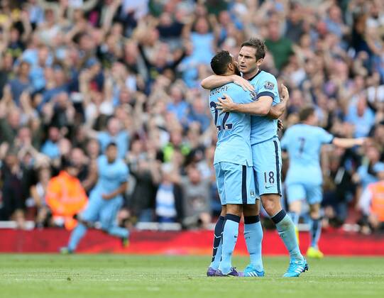 Manchester City s Frank Lampard celebrtaes his sides opening goal - Barclays Premier League - Arsenal v Manchester City - Emirates Stadium - England - 13th September 2014 - Picture David Klein Sportimage EDITORIAL USE ONLY. No use with unauthorised audio, video, data, fixture lists, club league logos or live services. Online in-match use limited to 120 images, no video emulation. No use in betting, games or single club league player publications.