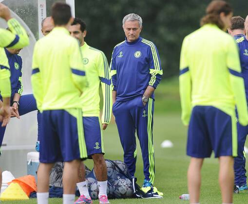 Football - 2014 2015 Champions League - Chelsea training pre. Schalke Chelsea manager Jose Mourinho at Cobham Training Ground. COLORSPORT ANDREW COWIE 