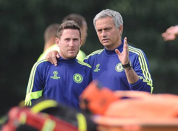 Football - 2014 2015 Champions League - Chelsea training pre. Schalke Chelsea manager Jose Mourinho at Cobham Training Ground. COLORSPORT ANDREW COWIE 