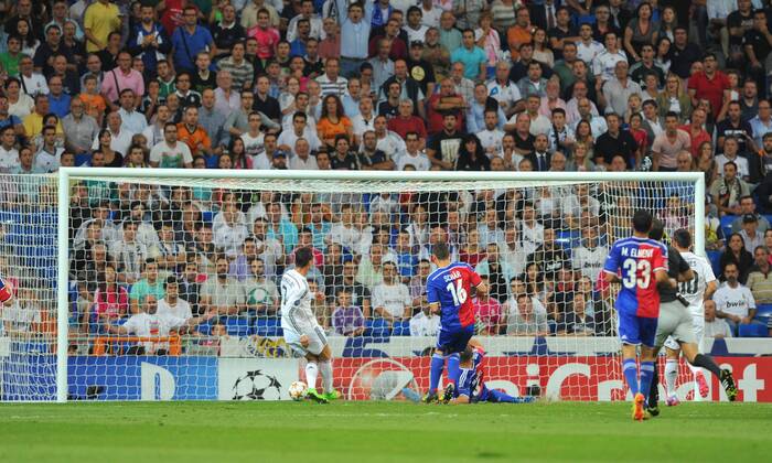16.09.2014, Fussball, Champions League, Real Madrid - FC Basel, v.l. Cristiano Ronaldo (Real Madrid) scores 3-0