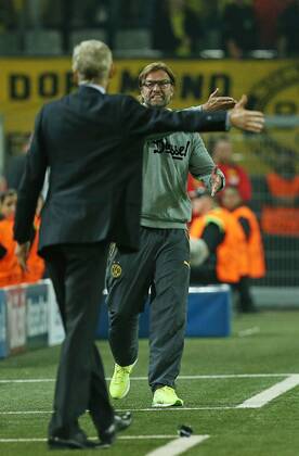 16.09.2014, Fussball Championsleague 2014 2015, Vorrunde, 1.Spieltag, Borussia Dortmund - Arsenal London, im Signal-Iduna-Park-Stadion Dortmund. v.l. Trainer Arsene Wenger (FC Arsenal) und Trainer Jürgen Klopp (Dortmund) 