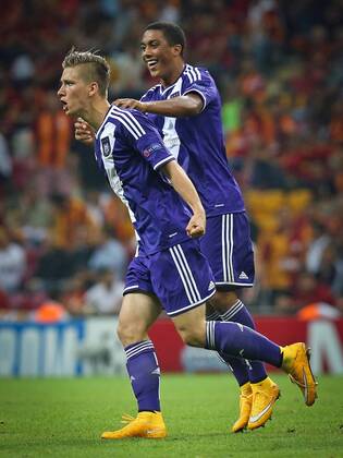 ISTANBUL - Anderlecht s Dennis Praet celebrates after scoring during a soccer game between Turkish team Galatasaray S.K. and Belgian team RSC Anderlecht in the Tuk Telekom Arena in Istanbul, Turkey, Tuesday 16 September 2014, on day 1 of the group stage of the UEFA Champions League competition, in group D. VIRGINIExLEFOUR  premiumd Highlight 04316913