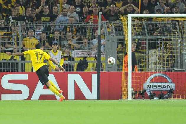 Dortmund, Deutschland 16. September 2014: Champions League 14 15 - Borussia Dortmund vs. FC Arsenal. Tor zum 2:0. Torschütze Torschütze Pierre-Emerick Aubameyang (Dortmund) mit dem Tor zum 2:0. mt