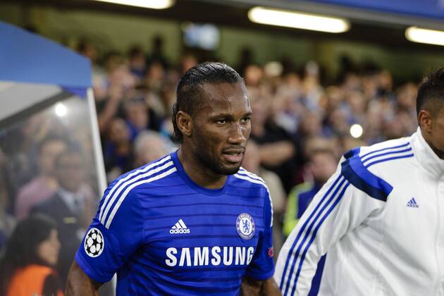 17.09.2014. London, England. Champions League Group Stage. Chelsea versus FC Schalke 04. Chelsea s Didier Drogba coming on to the pitch on his return to the club xCraigxMercerx  ActionPlus19090432