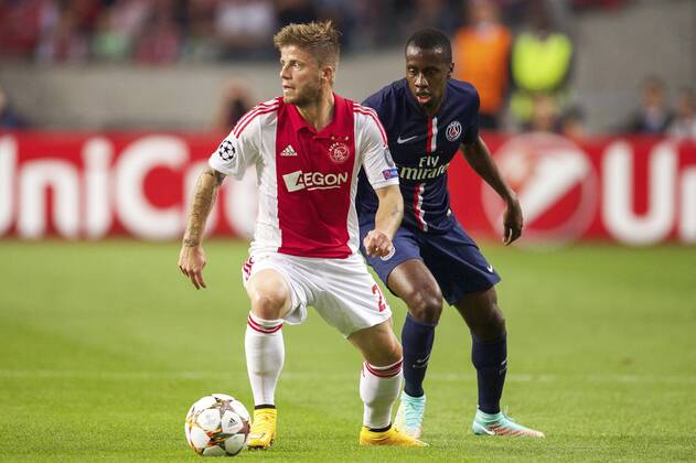 (L-R) Lasse Schone of Ajax, Blaise Matuidi of Paris Saint-Germain during the UEFA Champions League group F match between Ajax Amsterdam and Paris Saint-Germain on September 17, 2014 at the Amsterdam Arena in Amsterdam, The Netherlands. Ajax Amsterdam v PSG UEFA Champions League Group F 2014 2015 xVIxxIVx 2655032
