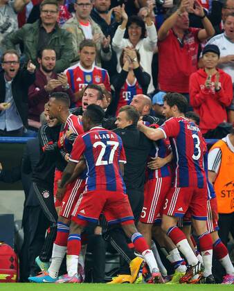 SOCCER - CL, Bayern vs Man.City MUNICH,GERMANY,17.SEP.14 - SOCCER - UEFA Champions League, group stage, FC Bayern München vs Manchester City. Image shows the rejoicing of Jerome Boateng and David Alaba (Bayern). 