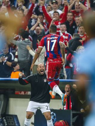 fcb17 Torjubel, Jubel nach dem Tor zum 1-0 FC BAYERN München - MANCHESTER CITY 1-0 , Fussball UEFA Champions League, Gruppenphase, München, 17.09.2014 CL Saison 2014 2015, FCB, München