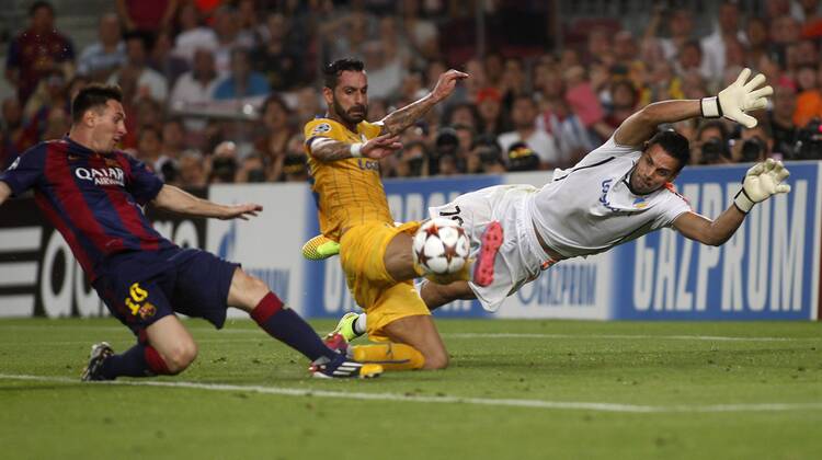 Champions League match between FC Barcelona and Apoel Nicosia. In this picture, Lionel Messi and Urko Pardo. xFRANCESCxADELANTADOx 