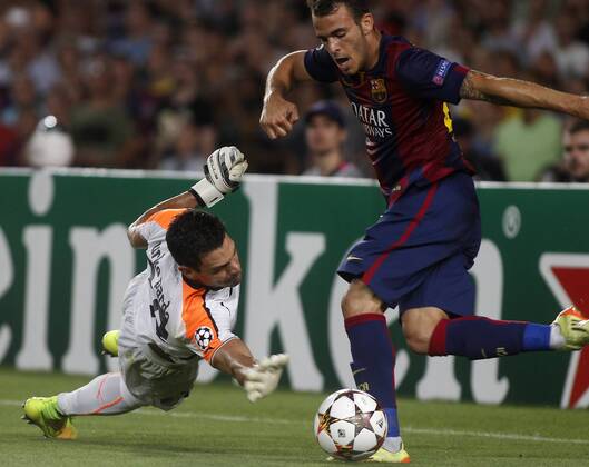 Champions League match between FC Barcelona and Apoel Nicosia. In this picture, Sandro Ramirez and Urko Pardo. xFRANCESCxADELANTADOx 