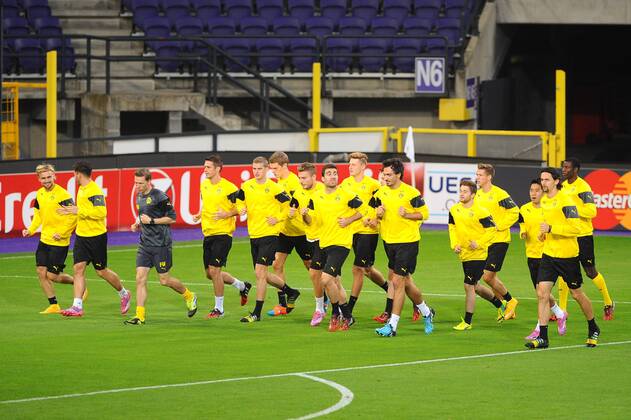 BRUSSELS, Dortmund s players pictured during a training session of BVB Borussia Dortmund, in Brussels, Tuesday 30 September 2014. LUCxCLAESSEN  premiumd Highlight 04407400