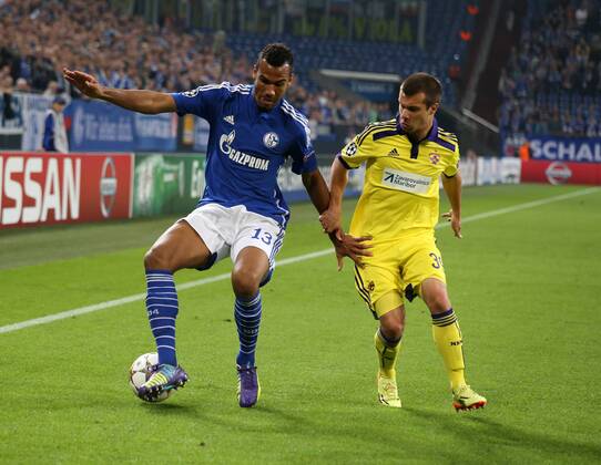 Gelsenkirchen, Fussball Herren, UEFA Champions League, Saison 2014 2015, Spieltag 3, Gruppe G, FC Schalke 04 gegen NK Maribor, FC Schalke 04 vs NK Maribor,30.09.2014, Stadion Gelsenkirchen, maxim Choupo -Moting, S04,damjan bohar