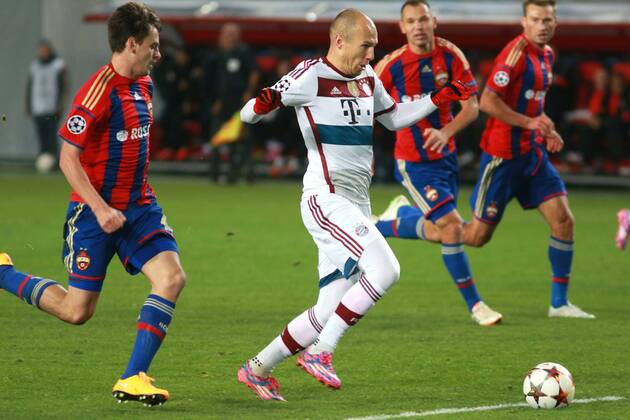 September 30, 2014. Russia, Khimki, arena New Khimki. CSKA s player Georgi Shchennikov and Bayern s player Arjen Robben in the 2014 15 UEFA Champions League s group stage match between CSKA (Moscow, Russia) and FC Bayern Munich (Munich, Germany) DmitryxGolubovich 