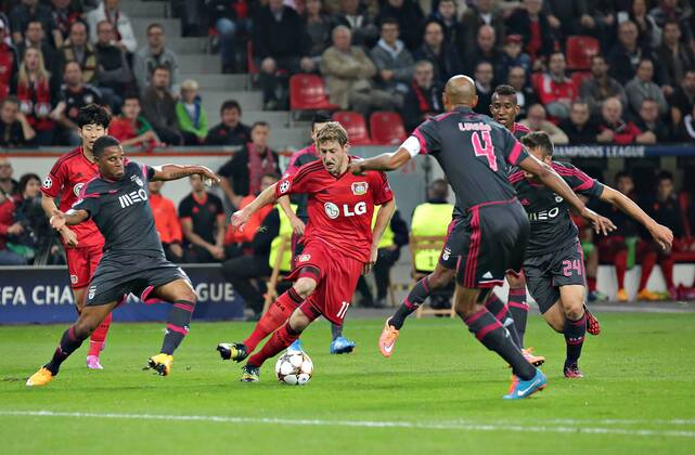 01.10.2014, xjfx, Fussball Champions League, Bayer 04 Leverkusen - Benfica Lissabon, v.l. Stefan Kiessling Kießling (Bayer Leverkusen),Luisao (Benfica Lissabon),Zweikampf, Action, Aktion, Battles for the Ball