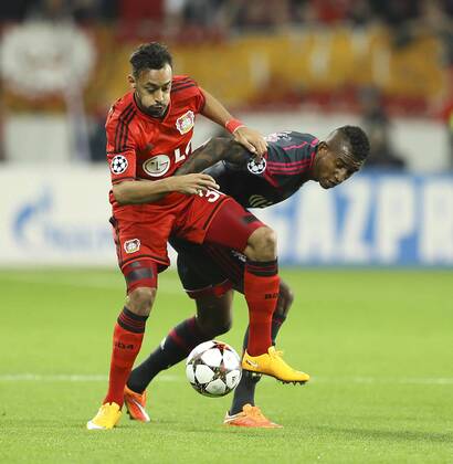 Foto: Talisca, Lissabon , gegen Karim Bellarabi Fussball - Championsleague am Mi. 01.10.2014 Gruppenphase, Bayer 04 Leverkusen - Benfica Lissabon