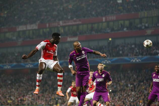 01.10.2014. London, England. Champions League Group Stage. Arsenal versus Galatasaray. Arsenal s Danny Welbeck gets a header on goal xCraigxMercerx  ActionPlus20229521