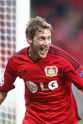 Champions League 2014-2015 Gruppe C Bayer 04 Leverkusen vs. Benfica Lissabon 3:1 HIER Stefan Kießling ( Bayer 04 Leverkusen ) erzielte das erste Tor