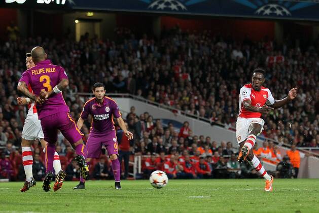 Arsenal s Danny Welbeck fires in a shot - UEFA Champions League Group D - Arsenal vs Galatasaray - Emirates Stadium - England - 01st October 2014 - Picture David Klein Sportimage EDITORIAL USE ONLY. No use with unauthorised audio, video, data, fixture lists, club league logos or live services. Online in-match use limited to 120 images, no video emulation. No use in betting, games or single club league player publications.