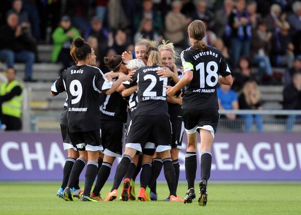 16.10.2014, xhbx, Fussball Champions League, 1.FFC Frankfurt - WFC BIIK-Kazygurt, v.l. Torjubel, Goal celebration, celebrate the goal 1:0, Celia Sasic (1.FFC Frankfurt), Ana-Maria Crnogorcevic (1.FFC Frankfurt), Kerstin Garefrekes (1.FFC Frankfurt)