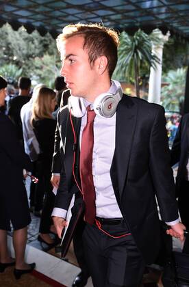 FUSSBALL CHAMPIONS LEAGUE SAISON 2014 2015 Vorrunde AS Rom - FC Bayern Muenchen 20.10.2014 Ankunft FC Bayern Muenchen im Hotel Parco dei Principi in Rom; Mario Götze 