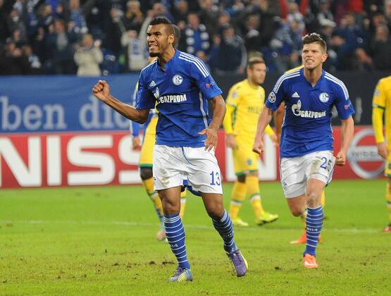 21.10.2014, xFUx, Fussball Champions League, FC Schalke 04 - Sporting Lissabon, v.l. Eric Maxim Choupo Moting (FC Schalke 04), Klaas Jan Huntelaar (FC Schalke 04) Torjubel, Goal celebration, celebrate the goal zum 4:3