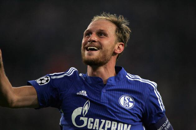 21.10.2014 - Benedikt Höwedes (FC Schalke 04) freut sich über sein Tor beim Champions-League-Vorrunden Spiel (Saison 2014 15) FC Schalke 04 - Sporting CP Lissabon.