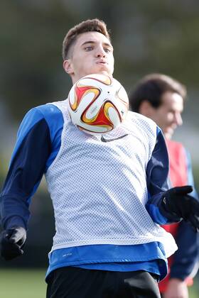 - BRUGGE, BELGIUM: Club s Thomas Meunier pictured during a training session of Belgian soccer team Club Brugge, Wednesday 22 October 2014, in Brugge. Tomorrow Club Brugge is playing Danish team FC Kobenhavn in the third day of the group stage of the UEFA Europa League competition, in the group B. BRUNOxFAHY 04486885