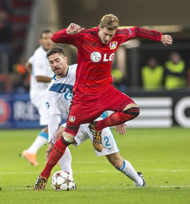 Javi Garcia (Zenit), Stefan Kießling (Bayer) 22.10.2014, Leverkusen, Bayer 04 Leverkusen vs. FC Zenit St.Petersburg Â