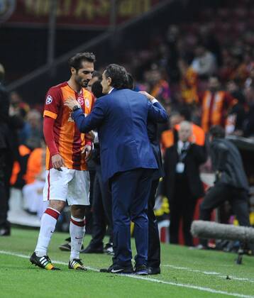 UEFA Champions League Group D match between Galatasaray and Borussia Dortmund at Turk Telekom Arena on October 22, 2014 in Istanbul, Turkey. Pictured: Coach Cesare Prandelli and Hamit Altintop of Galatasaray. 