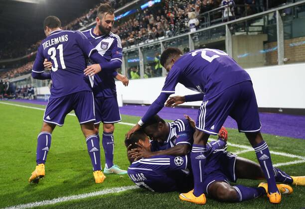 - BRUSSELS, BELGIUM: Anderlecht s Andy Najar (lower) celebrates with his teammates after scoring during a third group stage game between RSCA Anderlecht and English team Arsenal, in the group D of the UEFA Champions League competition, Wednesday 22 October 2014. VIRGINIExLEFOUR  premiumd 20145238