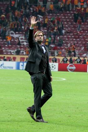 Schlussjubel, Chef-Trainer Juergen Klopp (Borussia Dortmund) ist beim Fanblock Dortmund Galatasaray Istanbul vs. Borussia Dortmund, Fussball, Champions League, 22.10.2014, EP_CKT