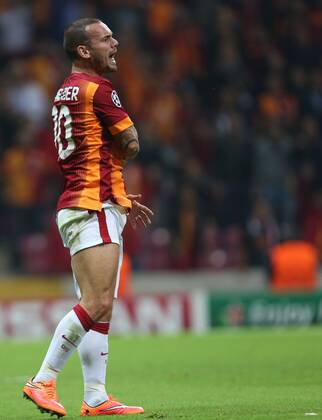 UEFA Champions League Group D match between Galatasaray and Borussia Dortmund at Turk Telekom Arena on October 22, 2014 in Istanbul, Turkey. Score: Galatasaray 0 - Borussio Dortmund 4 Pictured:Wesley Sneijder of Galatasaray. 