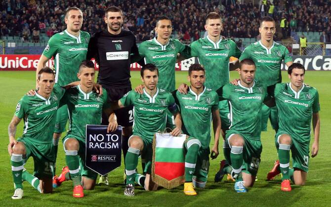 22.10.2014, Sofia - UEFA Champions League men s football - PFC Ludogorets Razgrad team from left to right up: Cosmin Moti ,Vladislav Stoyanov, Marcelinho, Roman Bezjak and Fabio Espinho Down: Yordan Minev, Mihail Aleksandrov, Svetoslav Dyakov, Junior Caicara, Georgi Terziev and Dani Abalo - 