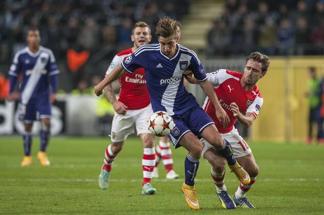 Anderlecht , Belgium October , 22 2014 Football UEFA Champions League Group D RSC Anderlecht vs Arsenal FC On this picture : Dennis Praet Nacho Monreal MichelxGouverneur 