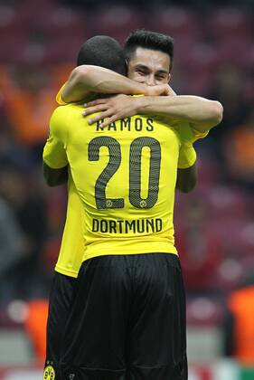 l-r: Torjubel von Adrian Ramos 20 (Borussia Dortmund) und Ilkay Guendogan 8 (Borussia Dortmund) Galatasaray Istanbul vs. Borussia Dortmund, Fussball, Champions League, 22.10.2014, EP_CKT