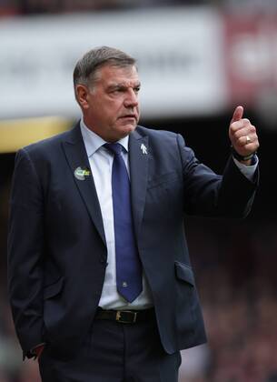 West Ham United v Manchester City . . London, UK . . 25.10.2014 Sam Allardyce (WHU) gives a thumbs-up.