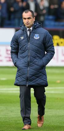Roberto Martinez manager of Everton - Barclays Premier League - Burnley vs Everton - Turf Moor Stadium - Burnley - England - 26th October 2014 - Picture SimonBellis Sportimage EDITORIAL USE ONLY. No use with unauthorised audio, video, data, fixture lists, club league logos or live services. Online in-match use limited to 120 images, no video emulation. No use in betting, games or single club league player publications.
