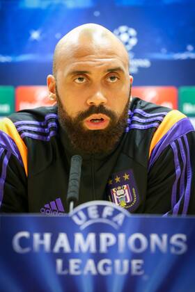 Anderlecht s Anthony Vanden Borre pictured at a press conference of Belgian soccer team RSCA Anderlecht in the Emirates stadium in London, England, Monday 03 November 2014. VIRGINIExLEFOUR  premiumd 35030