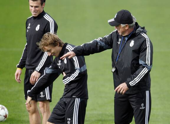 Real Madrid training session Luka Modric and Carlo Ancelotti. xBEATRIZxGUZMANx 