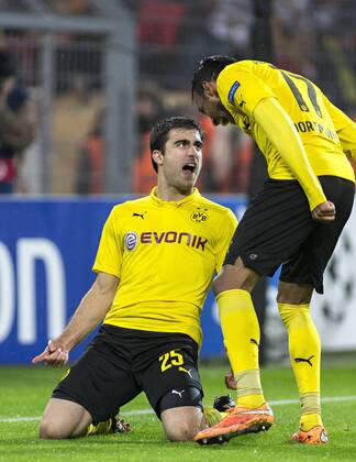 Aktuell Fussball, Champions League, Borussia Dortmund - Galatasaray Istanbul Torschütze Sokratis Papastathopoulos (BvB), Pierre-Emerick Aubameyang (BvB) 04.11.2014, Dortmund, Borussia Dortmund vs. Galatasaray Istanbul