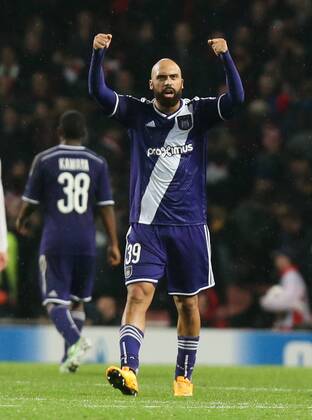 Aktuell Fussball, Champions League, FC Arsenal - RSC Anderlecht - LONDON, ENGLAND: Anderlecht s Anthony Vanden Borre celebrates after scoring at the match between English team Arsenal and Belgian RSCA Anderlecht in the Emirates stadium in London, England, Tuesday 04 November 2014, on the fourth day of the group stage of the UEFA Champions League competition, in the group D. VIRGINIExLEFOUR  premiumd 20190677