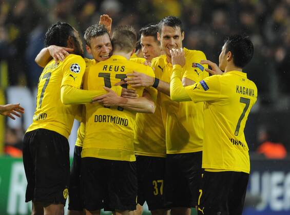 Championsleague: Borussia Dortmund - Galatasaray Istanbul 04.11.2014. Jubel der Dortmunder nach dem 1:0. V.l: Pierre-Emerick Aubameyang, Lukasz Piszczek, Torschütze Marco Reus, Erik Durm, Sebastian Kehl und Shinji Kagawa. HM