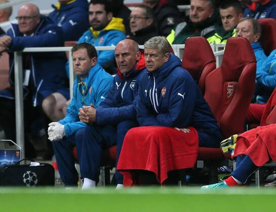 Arsenal s Arsene Wenger looks on dejected - Champions League Group D - Arsenal vs Anderlecht- Emirates Stadium - London - England - 4th November 2014 - Picture David Klein Sportimage EDITORIAL USE ONLY. No use with unauthorised audio, video, data, fixture lists, club league logos or live services. Online in-match use limited to 120 images, no video emulation. No use in betting, games or single club league player publications.