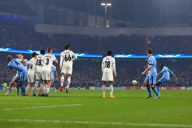 Aktuell Fussball, Champions League, Manchester City - ZSKA Moskau 2 Yaya Toure of Manchester City scores a goal to equalise at 1-1 - Manchester City vs. CSKA Moscow - UEFA Champions League - Etihad Stadium - Manchester - 05 11 2014 Pic Philip Oldham Sportimage EDITORIAL USE ONLY. No use with unauthorised audio, video, data, fixture lists, club league logos or live services. Online in-match use limited to 120 images, no video emulation. No use in betting, games or single club league player publications.