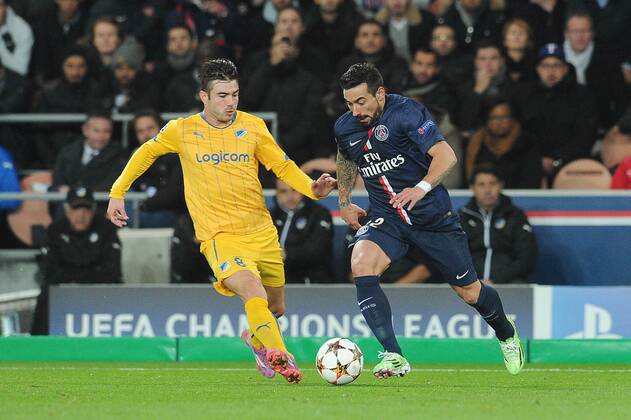 Ezequiel Lavezzi (PSG) Tiago Gomes (Apoel Nicosie) FOOTBALL : PSG vs Apoel Nicosie - Champion s League - 05 11 2014 N.LeGouic FEP Panoramic 