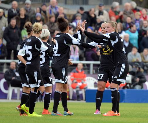 09.11.2014, xhbx, Fussball Champions League, 1.FFC Frankfurt - Torres Calcio Sassari, v.l.Torjubel, Goal celebration, celebrate the goal 4:0 Celia Sasic (1.FFC Frankfurt)