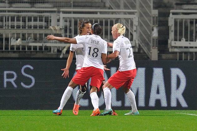 Jubel Fatmire Alushi (psg) Olympique Lyon - PSG Paris Saint Germain - 12 11 2014 FredericChambertxPanoramic 