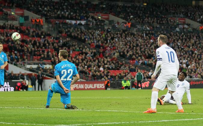 England s Danny Welbeck scoring his sides second goal - International European Qualifier - England vs Slovenia- Wembley Stadium - London - England - 15th November 2014 - Picture David Klein Sportimage EDITORIAL USE ONLY. No use with unauthorised audio, video, data, fixture lists, club league logos or live services. Online in-match use limited to 120 images, no video emulation. No use in betting, games or single club league player publications.