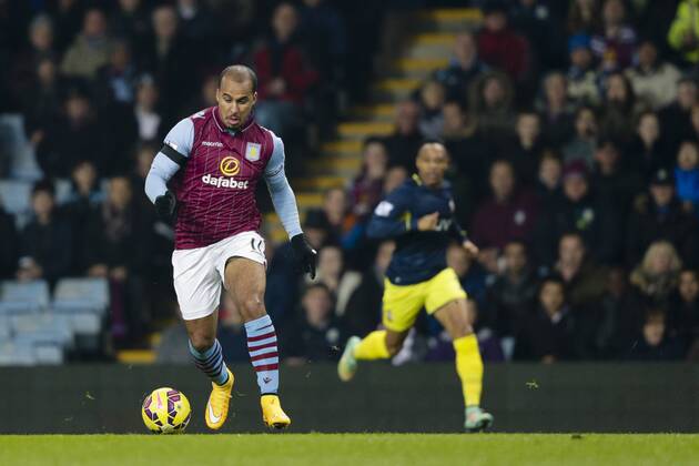 24.11.2014. Birmingham, England. Premier League. Aston Villa versus Southampton. Aston Villa s Gabriel Agbonlahor in action xCraigxMercerx  ActionPlus11579057