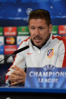 MADRID, ESPANA - NOVIEMBRE 25: Diego Simeone (Atletico Madrid) , (Photo: IsaxSaiz Cordon Press) 